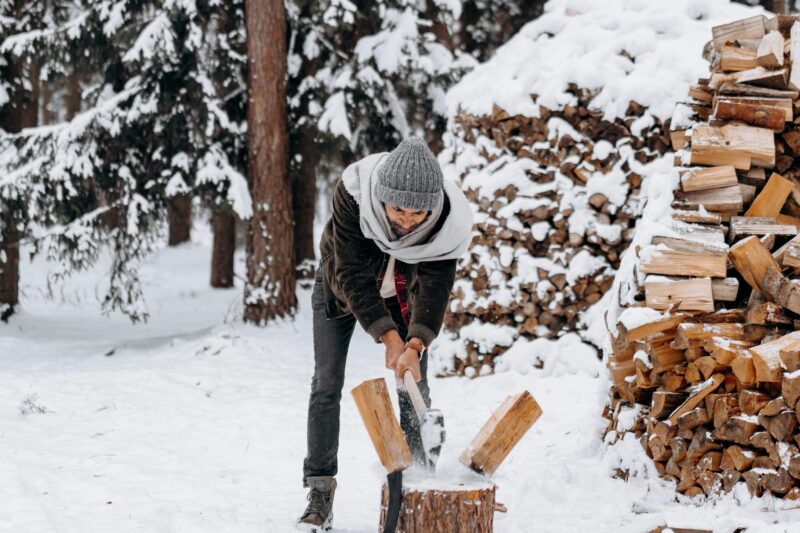 Splitting Logs for Log Burner: A Wood Stove Veteran’s Guide